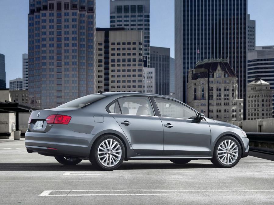  Volkswagen Jetta 2010 года  (US) (фото 33 из 52)